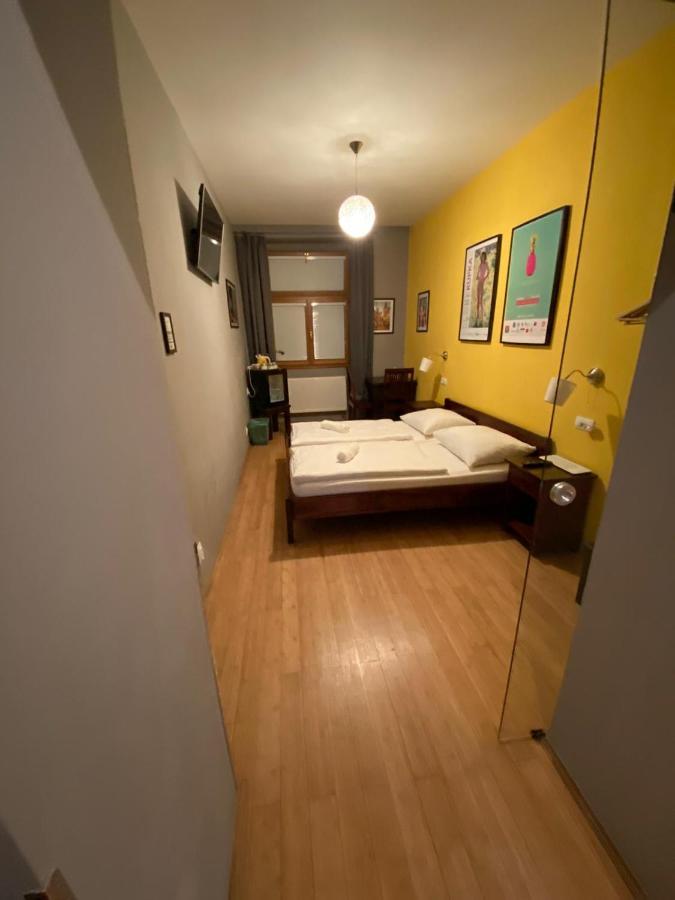 Central Studios Прага Экстерьер фото