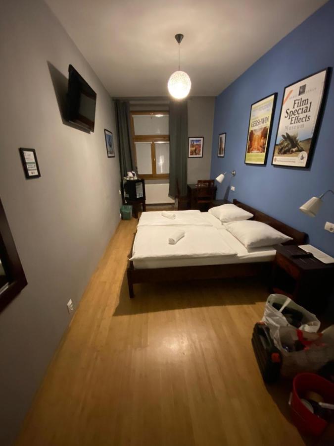 Central Studios Прага Экстерьер фото