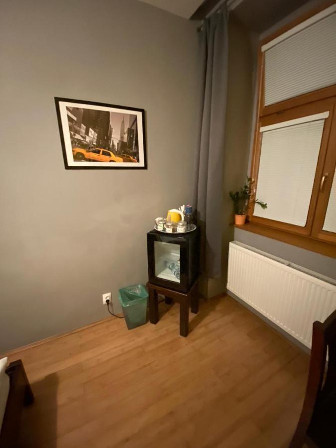 Central Studios Прага Экстерьер фото
