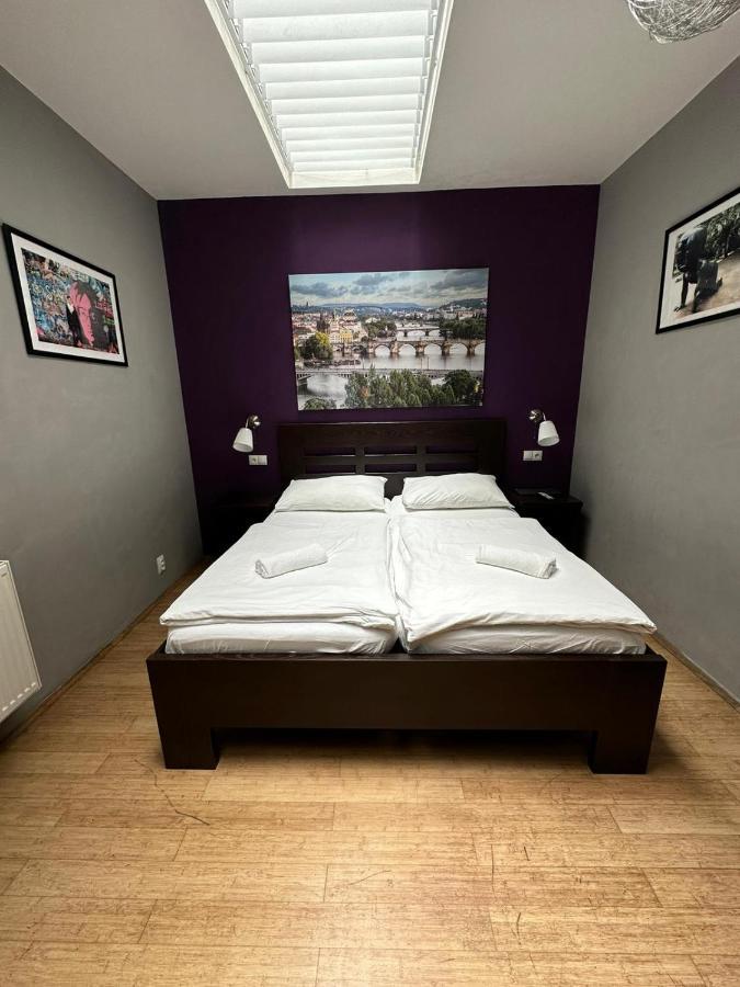 Central Studios Прага Экстерьер фото